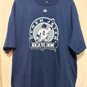 Majestic New York Yankees Derek Jeter 3,000th Hit Graphic T-Shirt – Navy, XL
